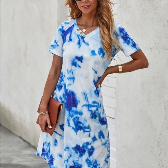 Leopard Print Ruffle Sleeve Dress - Picture 11 of 16